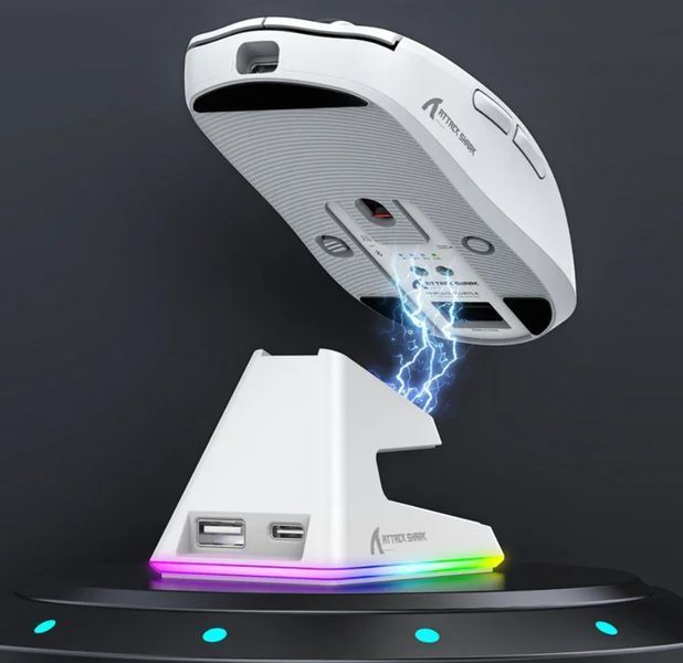 Беспроводная игровая портативная мышь Attack Shark X6 PAW3395 с зарядной базой Bluetooth Белый 115524 фото
