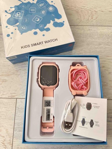 Детские Смарт часы Safekids K26 с GPS 4G, видеозвонком, прослушиванием, аккумулятором 700 mAh +2 корпуса в комплекте Розовый 116977 фото